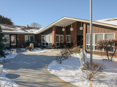 Life Care Center Of Seneca 1