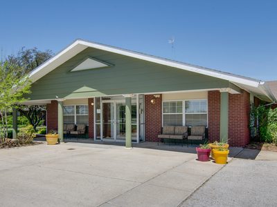 Moran Manor