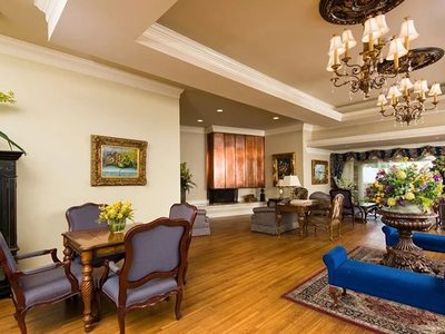 Guest House, LLC (The)