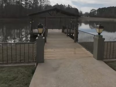 Leslie Lakes Retirement Center