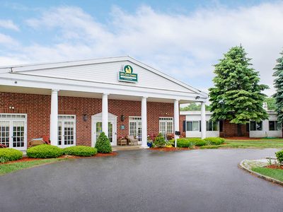 Life Care Center Of Nashoba Valley