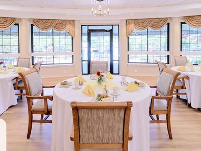 Redstone Rehab & Nursing Center 
