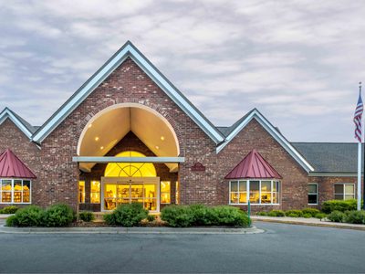 Bay Bluffs-Emmet Co Med Care Facility