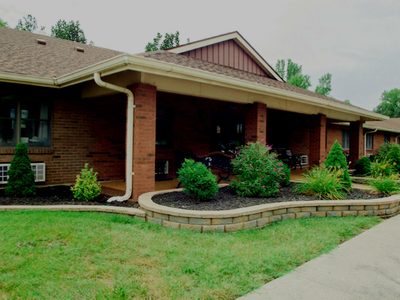 Fountainbleau Lodge
