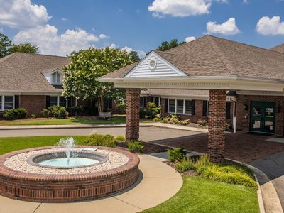 The Rehabilitation and Health Care Ctr at Village Green