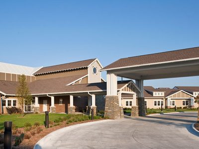 Holmes Lake Manor