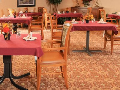 Life Care Center Of Elkhorn