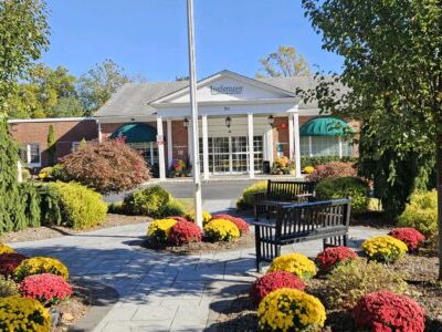 Inglemoor Rehabilitation And Care Center Of Living