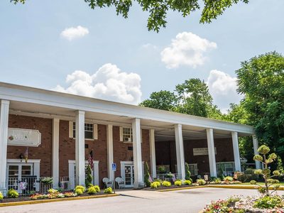 Laurel Manor Healthcare and Rehabilitation Center