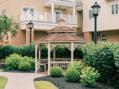 Elm Terrace Gardens