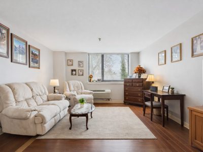 Oakwood Residence