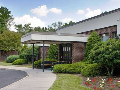 Quakertown Center