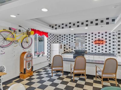 Quality Life Services - Grove City