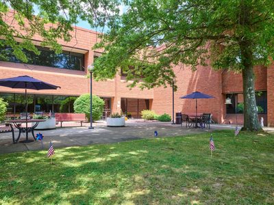 Forest Hills Rehabilitation & Healthcare Center