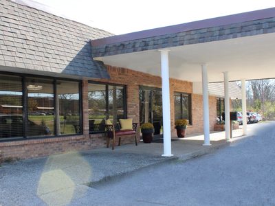 Whites Creek Wellness and Rehabilitation Center