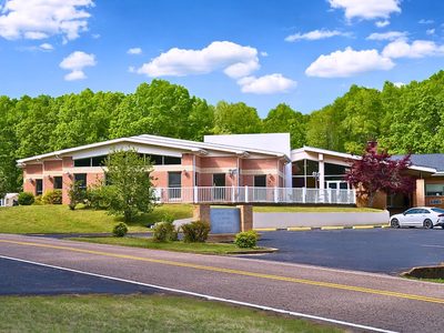 Harbert Hills Academy N H
