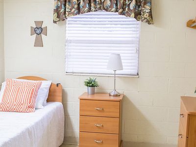 Laurelwood Healthcare Center