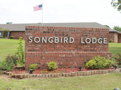 Songbird Lodge