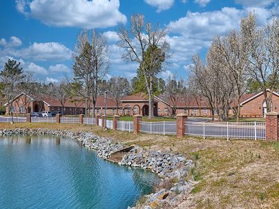 Rosemont Health & Rehab Center, LLC