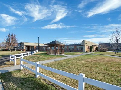 Sunnyside Healthcare Center