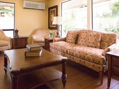 Life Care Center Of Port Orchard