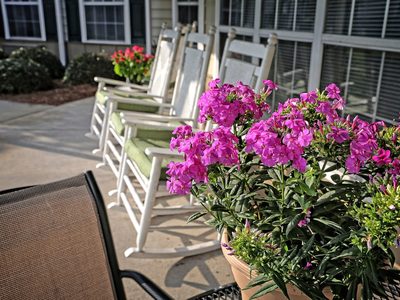 Suites at Poplar Creek (the)