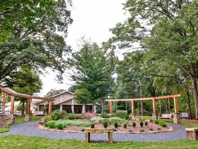 Annandale Village