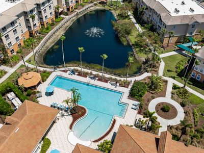 Pelican Pointe