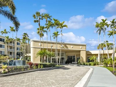 Classic Residence by Hyatt at Hollywood