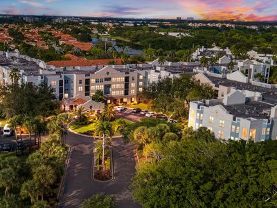 Stratford Court of Boca Pointe