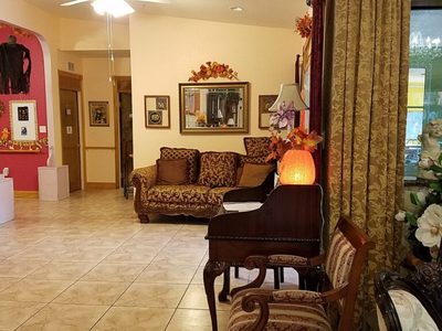 East Lake Manor