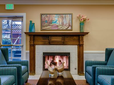 Fred Lind Manor