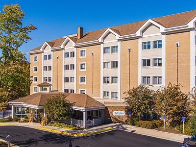 Tall Oaks at Reston