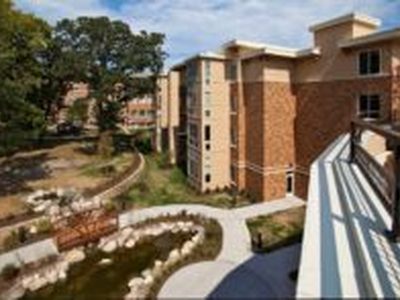 Carondelet Village