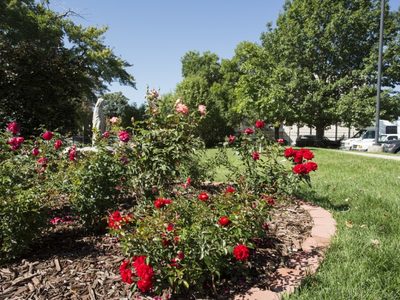 Centura Health- Gardens at St. Elizabeth