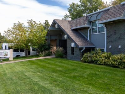 Chateau Des Mons Care and Assisted Living