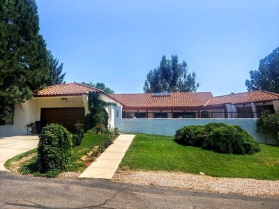 Country Club Assisted Living, LLC