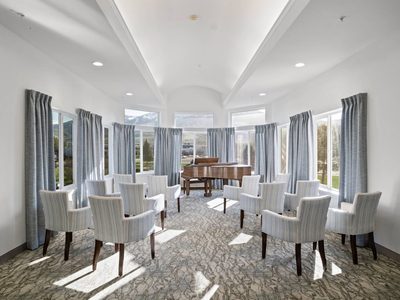 Pioneer Valley Lodge