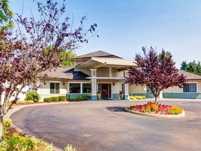 Timberwood Court Specialty Care Community 