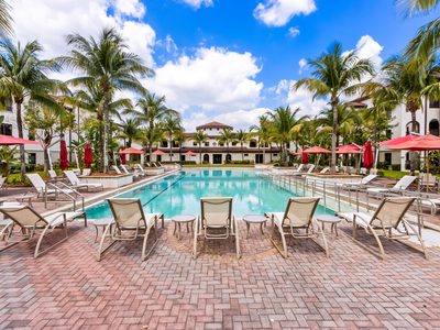 The Arbor at Lake Worth