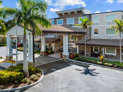 Discovery Village At Stuart