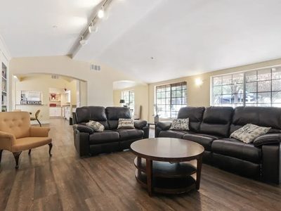 Heights Inn, the
