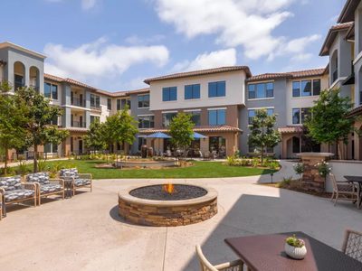 Santianna Oakmont Signature Living