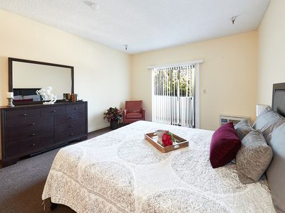 Vista Del Mar Senior Living