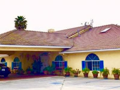 Whispering Pines Inn