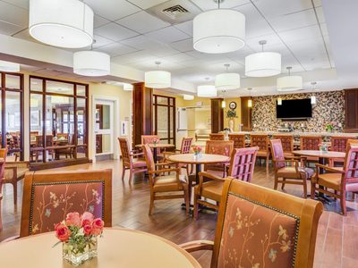 Benchmark Senior Living at Woburn
