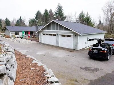 Caring Arms of Maple Valley