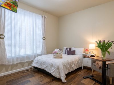 Home Life Care AFH LLC